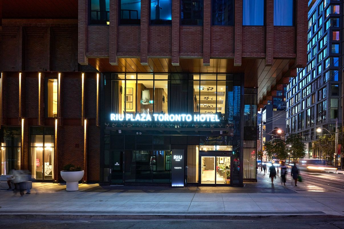 Hotel Riu Plaza Toronto